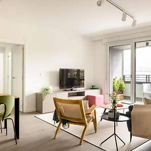 https://santa-ana-junto-a-la-ria-a-estrenar-con-piscina-garaje.bilbaohotelsspain.com